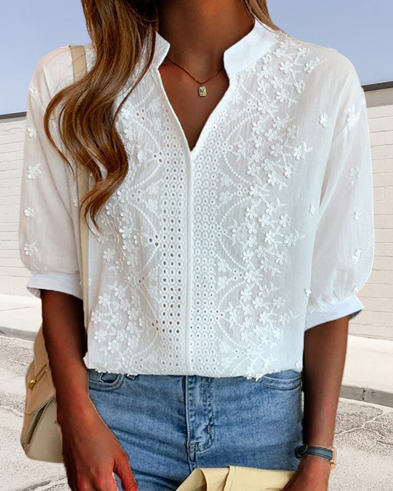 Van Laar – Geborduurde Blouse met Splitkraag
