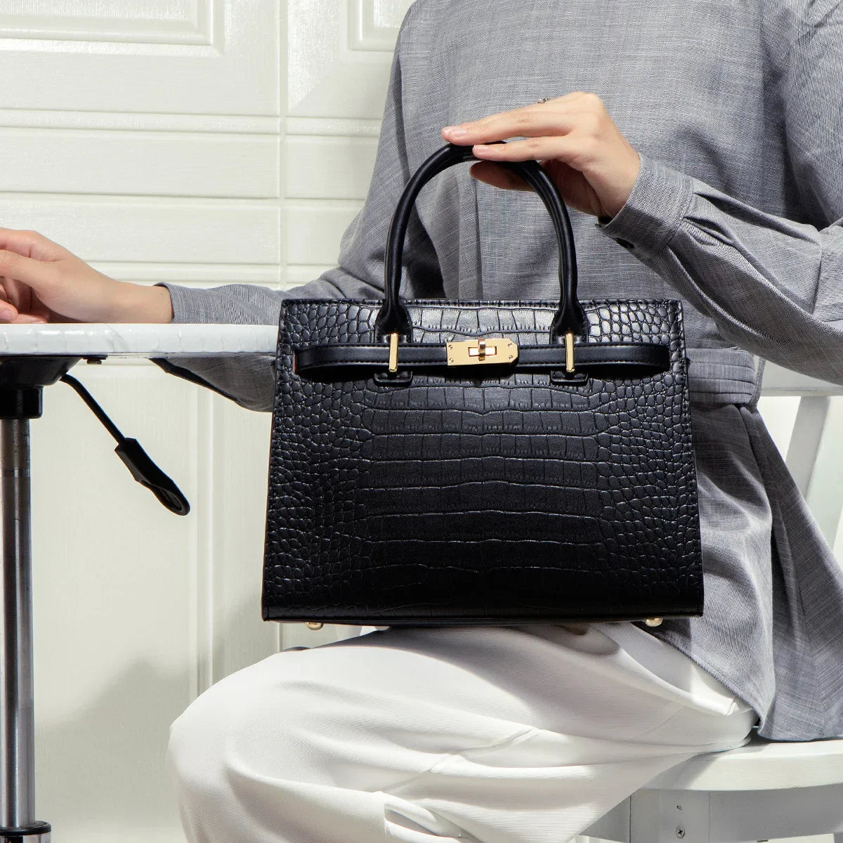 Van Laar® | The Allure Croco Bag